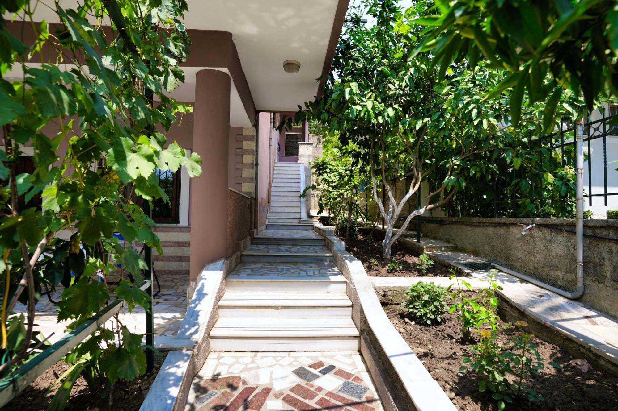 The View Rooms And Terrace Gjirokaster Exterior photo